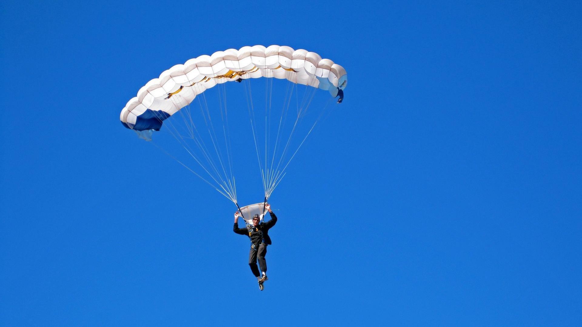 【早报】米兰意甲雪崩！伊布涉嫌与博彩有染被调查！